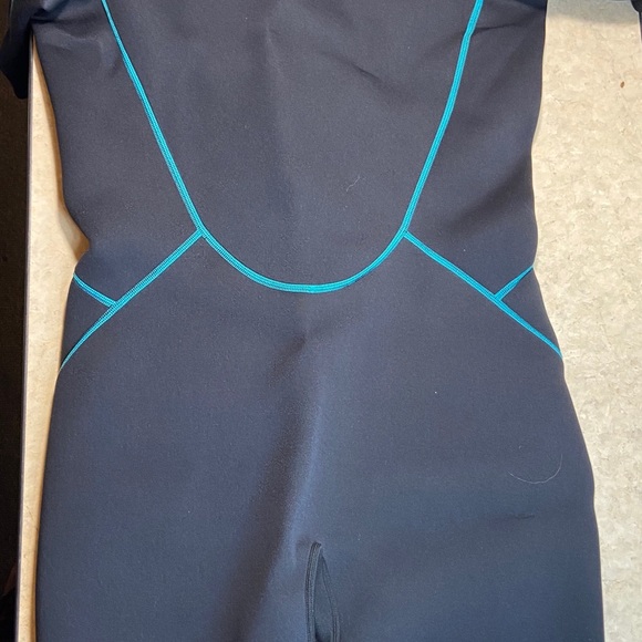 SeaSkin Womens shorty front zip size XXL Black and Blue Wetsuit - Picture 3 of 5